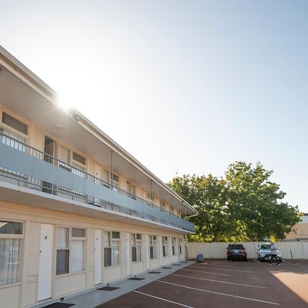 Bunbury Motel And Apartments Exterior photo