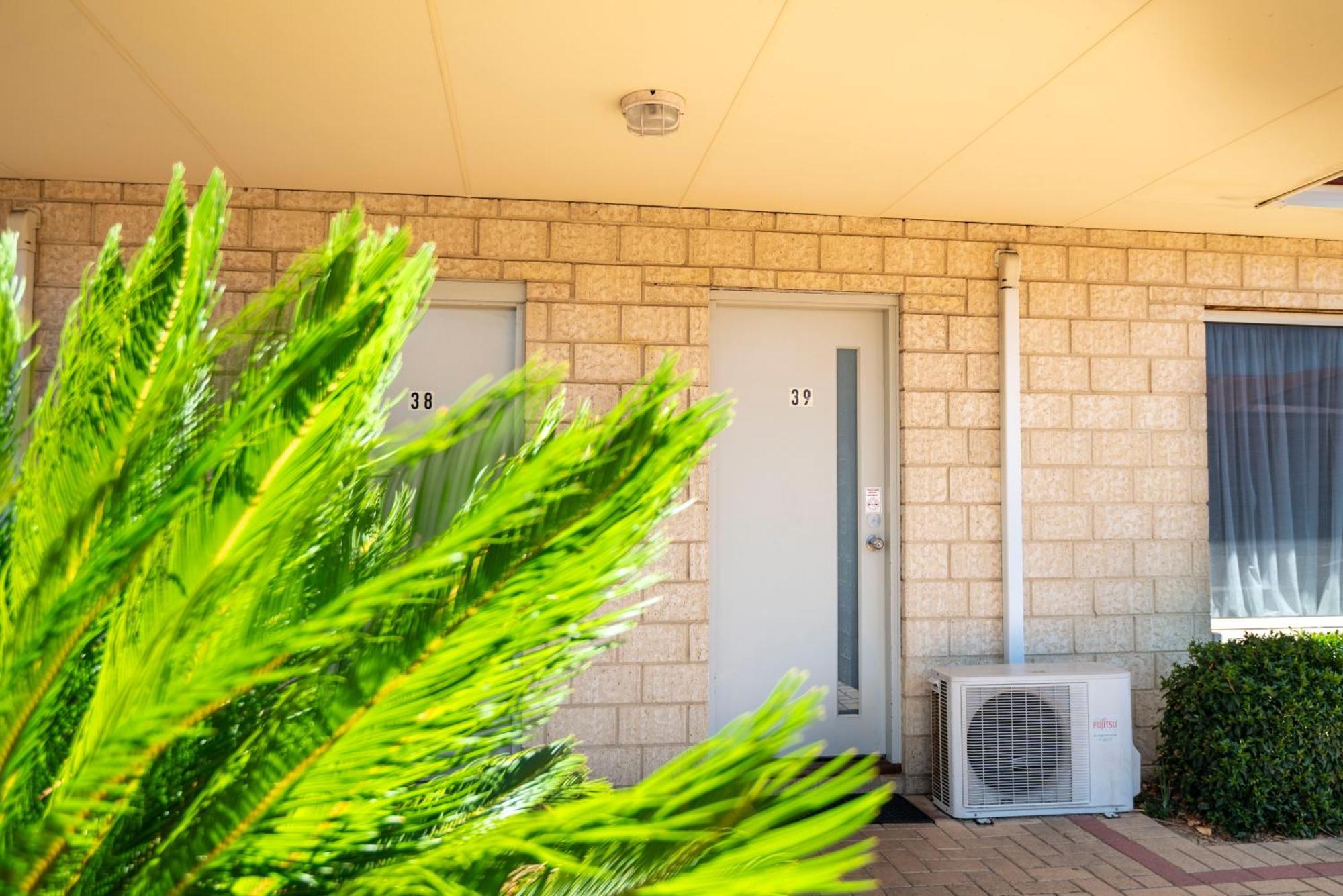 Bunbury Motel And Apartments Exterior photo